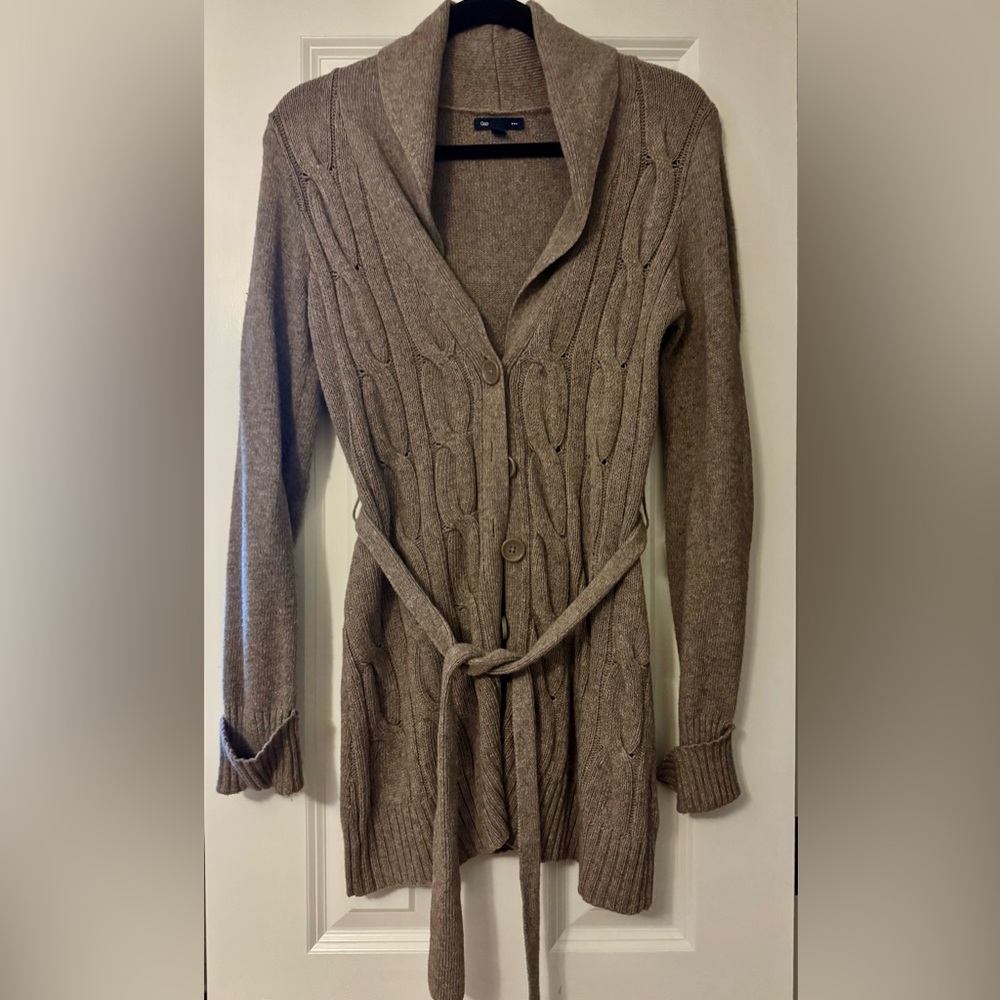 Gap Women's Brown Cable Knit Sweater size Small
